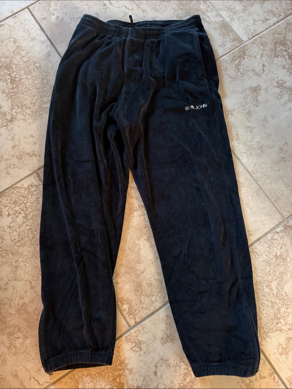 Vintage Sean John black velour pants with zip bottom size XL